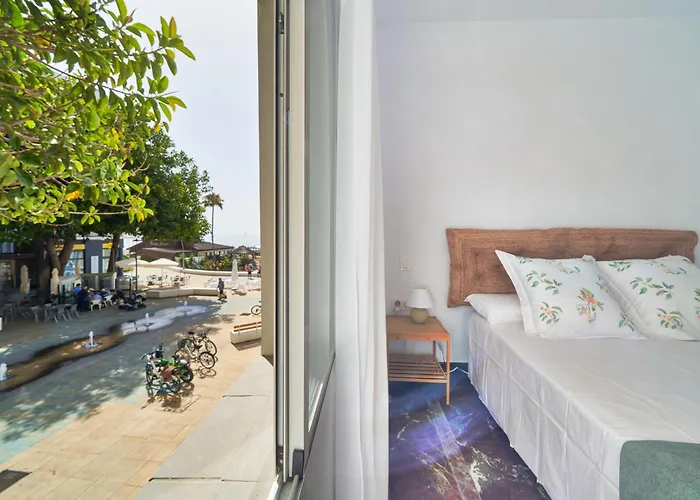 Estepona Beach Apartment Apartment